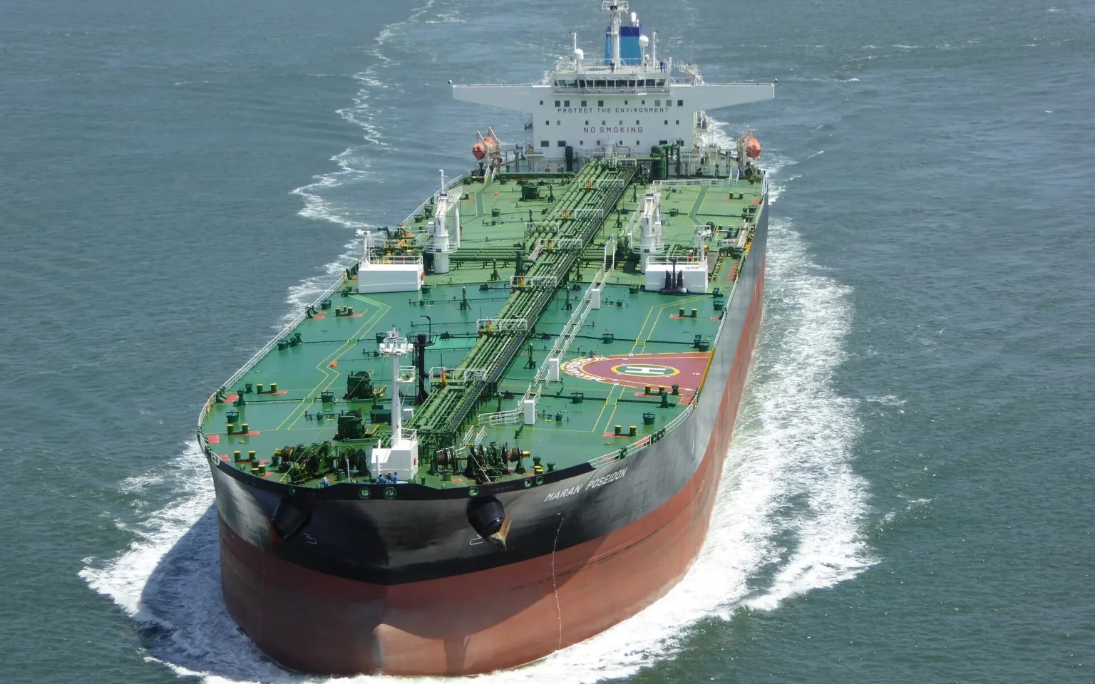 Fuel crisis lingers as vessels berth at Lagos ports Fuel crisis lingers as vessels berth at Lagos ports