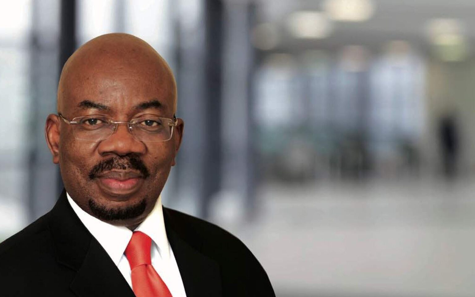 Agbogidi Honours Jim Ovia at Prestigious London Award Ceremony