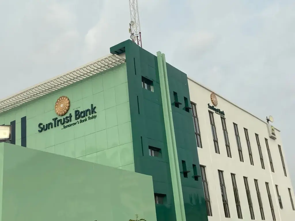 EFCC Arraigns SunTrust Bank Executives for Alleged $12 Million Money Laundering