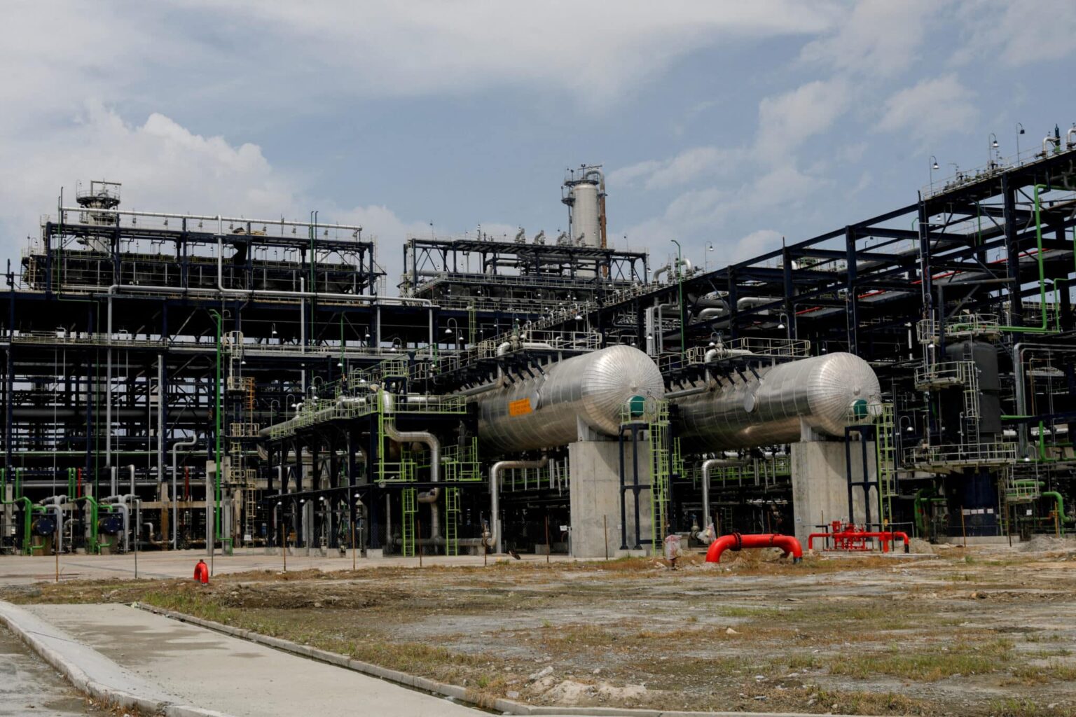 Ghanaian Oil Enters Nigerian Market as Dangote Refinery Broadens Supply Options