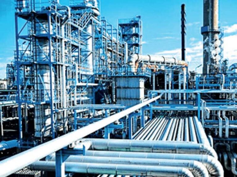 Nigeria Slashing Imports as Local Refining Takes the Lead